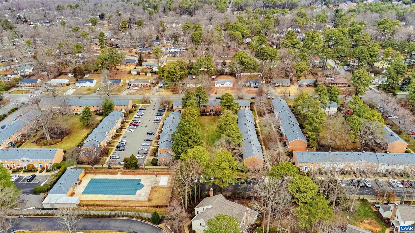 9111 DERBYSHIRE RD #G, HENRICO, Virginia 23229, 2 Bedrooms Bedrooms, ,1 BathroomBathrooms,Residential,For sale,9111 DERBYSHIRE RD #G,673448 MLS # 673448 9111 DERBYSHIRE RD #G, HENRICO, Virginia 23229, 2 Bedrooms Bedrooms, ,1 BathroomBathrooms,Residential,For sale,9111 DERBYSHIRE RD #G,673448 MLS # 673448