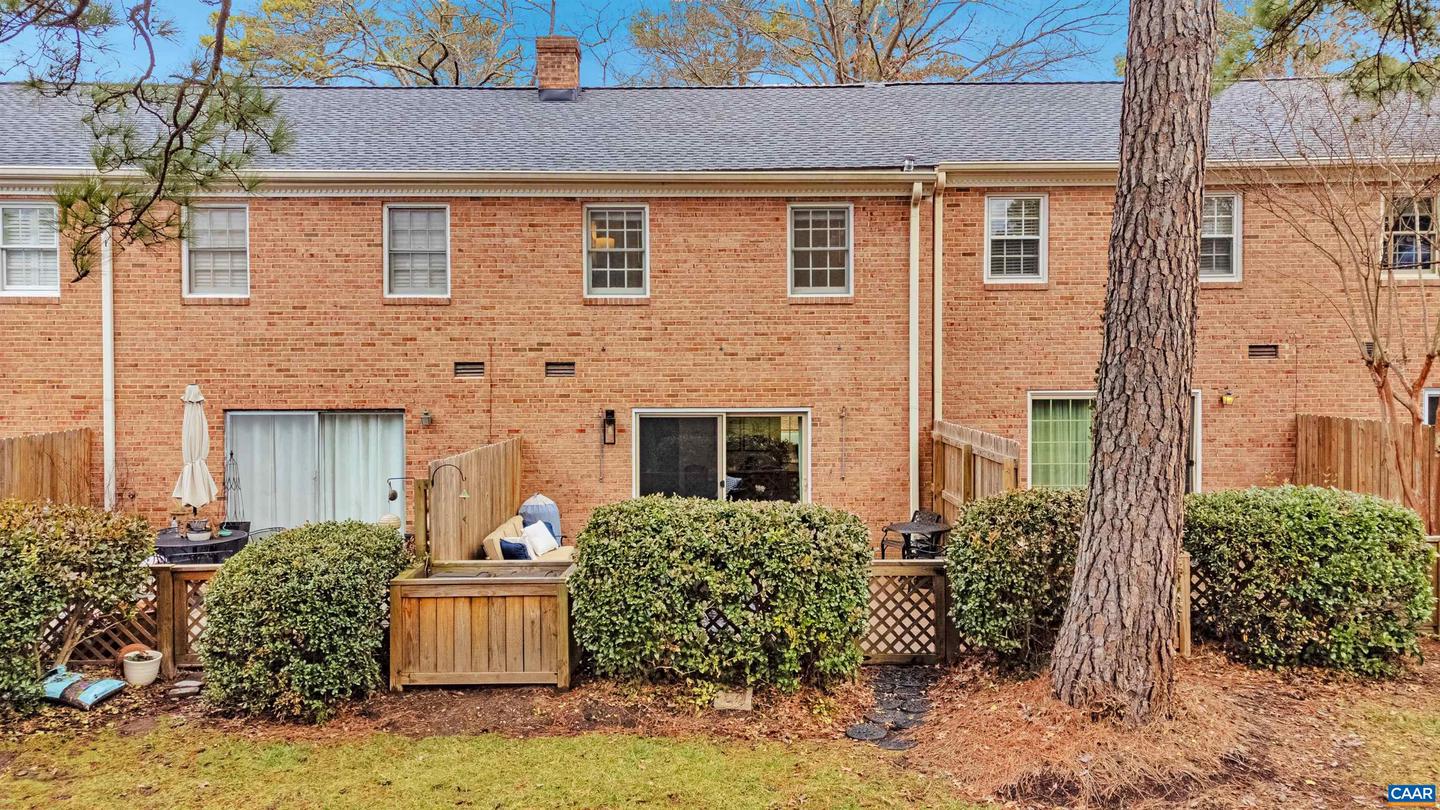 9111 DERBYSHIRE RD #G, HENRICO, Virginia 23229, 2 Bedrooms Bedrooms, ,1 BathroomBathrooms,Residential,For sale,9111 DERBYSHIRE RD #G,673448 MLS # 673448 9111 DERBYSHIRE RD #G, HENRICO, Virginia 23229, 2 Bedrooms Bedrooms, ,1 BathroomBathrooms,Residential,For sale,9111 DERBYSHIRE RD #G,673448 MLS # 673448