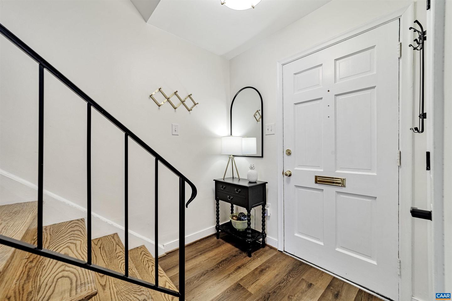 9111 DERBYSHIRE RD #G, HENRICO, Virginia 23229, 2 Bedrooms Bedrooms, ,1 BathroomBathrooms,Residential,For sale,9111 DERBYSHIRE RD #G,673448 MLS # 673448 9111 DERBYSHIRE RD #G, HENRICO, Virginia 23229, 2 Bedrooms Bedrooms, ,1 BathroomBathrooms,Residential,For sale,9111 DERBYSHIRE RD #G,673448 MLS # 673448