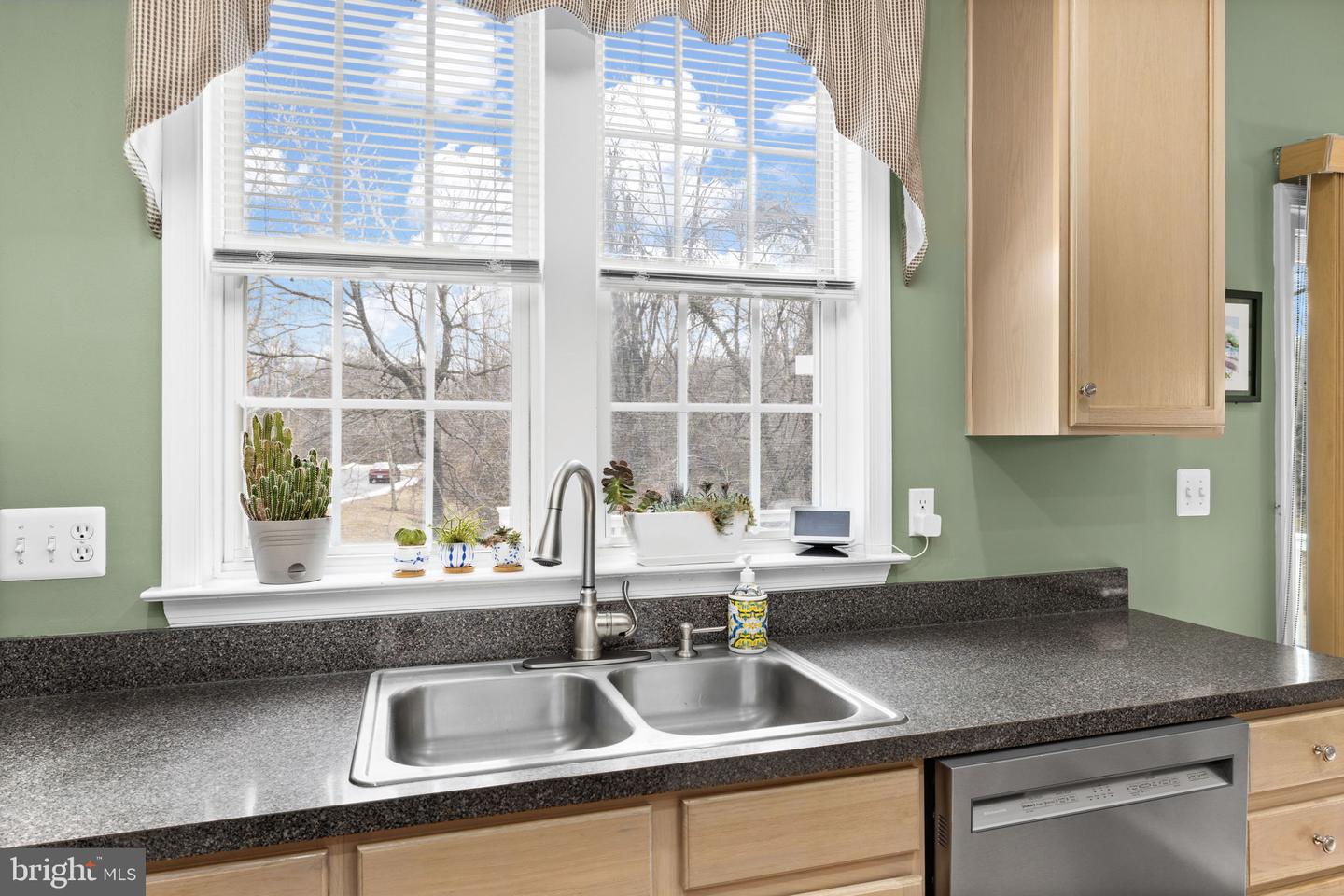 230 DALIAH WAY, ORANGE, Virginia 22960, 4 Bedrooms Bedrooms, ,3 BathroomsBathrooms,Residential,For sale,230 DALIAH WAY,VAOR2013356 MLS # VAOR2013356