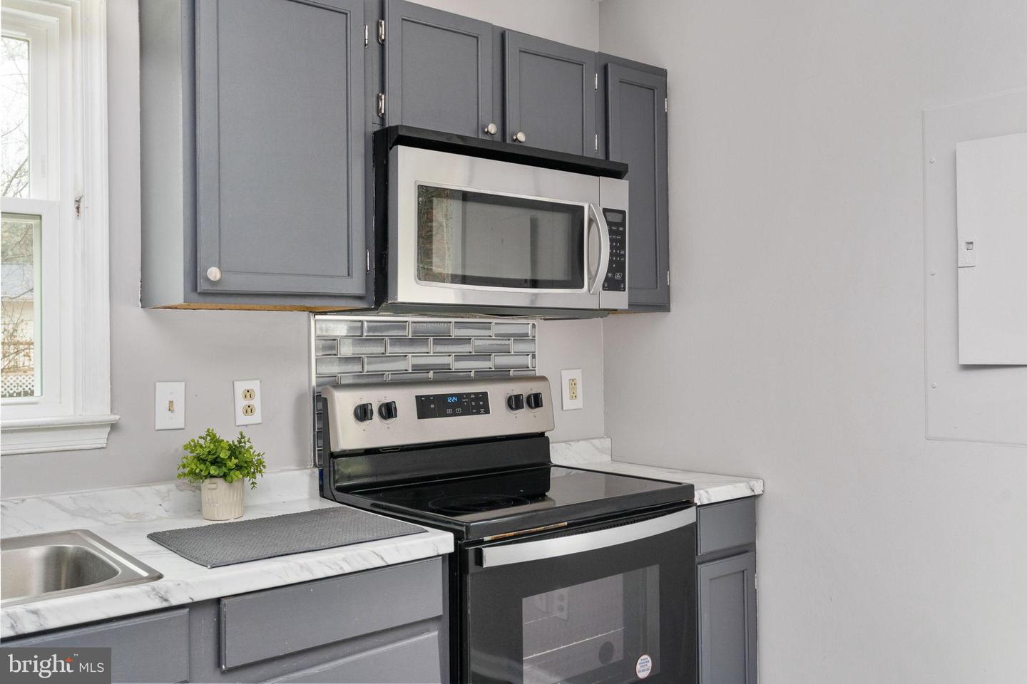 100 AMERICAN DR, RUTHER GLEN, Virginia 22546, 3 Bedrooms Bedrooms, 7 Rooms Rooms,1 BathroomBathrooms,Residential,For sale,100 AMERICAN DR,VACV2009560 MLS # VACV2009560 100 AMERICAN DR, RUTHER GLEN, Virginia 22546, 3 Bedrooms Bedrooms, 7 Rooms Rooms,1 BathroomBathrooms,Residential,For sale,100 AMERICAN DR,VACV2009560 MLS # VACV2009560