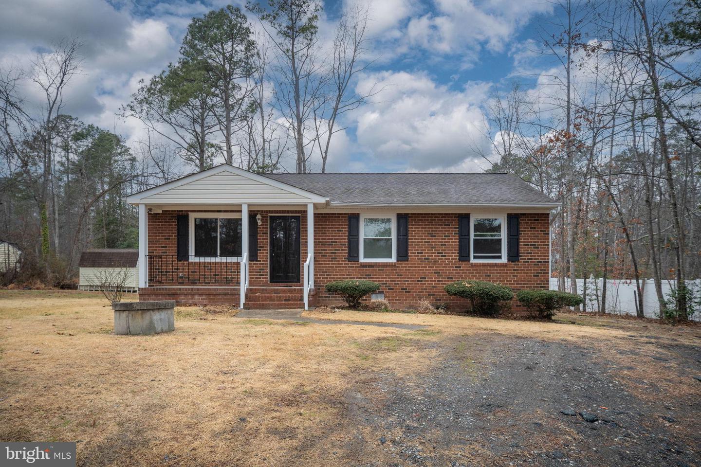 100 AMERICAN DR, RUTHER GLEN, Virginia 22546, 3 Bedrooms Bedrooms, 7 Rooms Rooms,1 BathroomBathrooms,Residential,For sale,100 AMERICAN DR,VACV2009560 MLS # VACV2009560 100 AMERICAN DR, RUTHER GLEN, Virginia 22546, 3 Bedrooms Bedrooms, 7 Rooms Rooms,1 BathroomBathrooms,Residential,For sale,100 AMERICAN DR,VACV2009560 MLS # VACV2009560