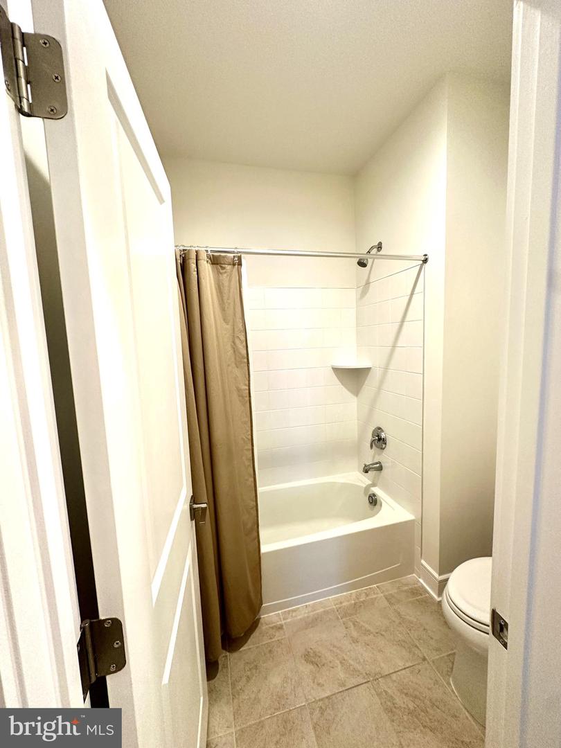 14712 GRAND CRU LOOP, GAINESVILLE, Virginia 20155, 3 Bedrooms Bedrooms, 6 Rooms Rooms,2 BathroomsBathrooms,Residential,For sale,14712 GRAND CRU LOOP,VAPW2112920 MLS # VAPW2112920