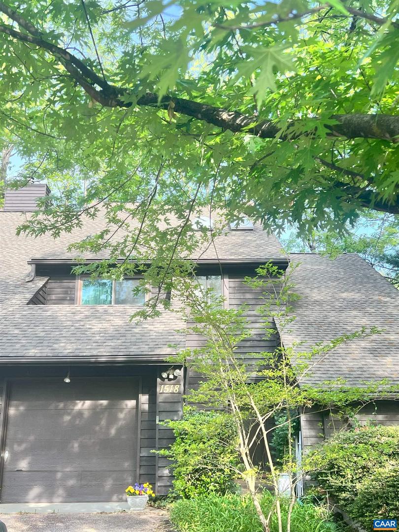 1518 BIRNAM DR, CHARLOTTESVILLE, Virginia 22901, 2 Bedrooms Bedrooms, ,2 BathroomsBathrooms,Residential,For sale,1518 BIRNAM DR,673512 MLS # 673512