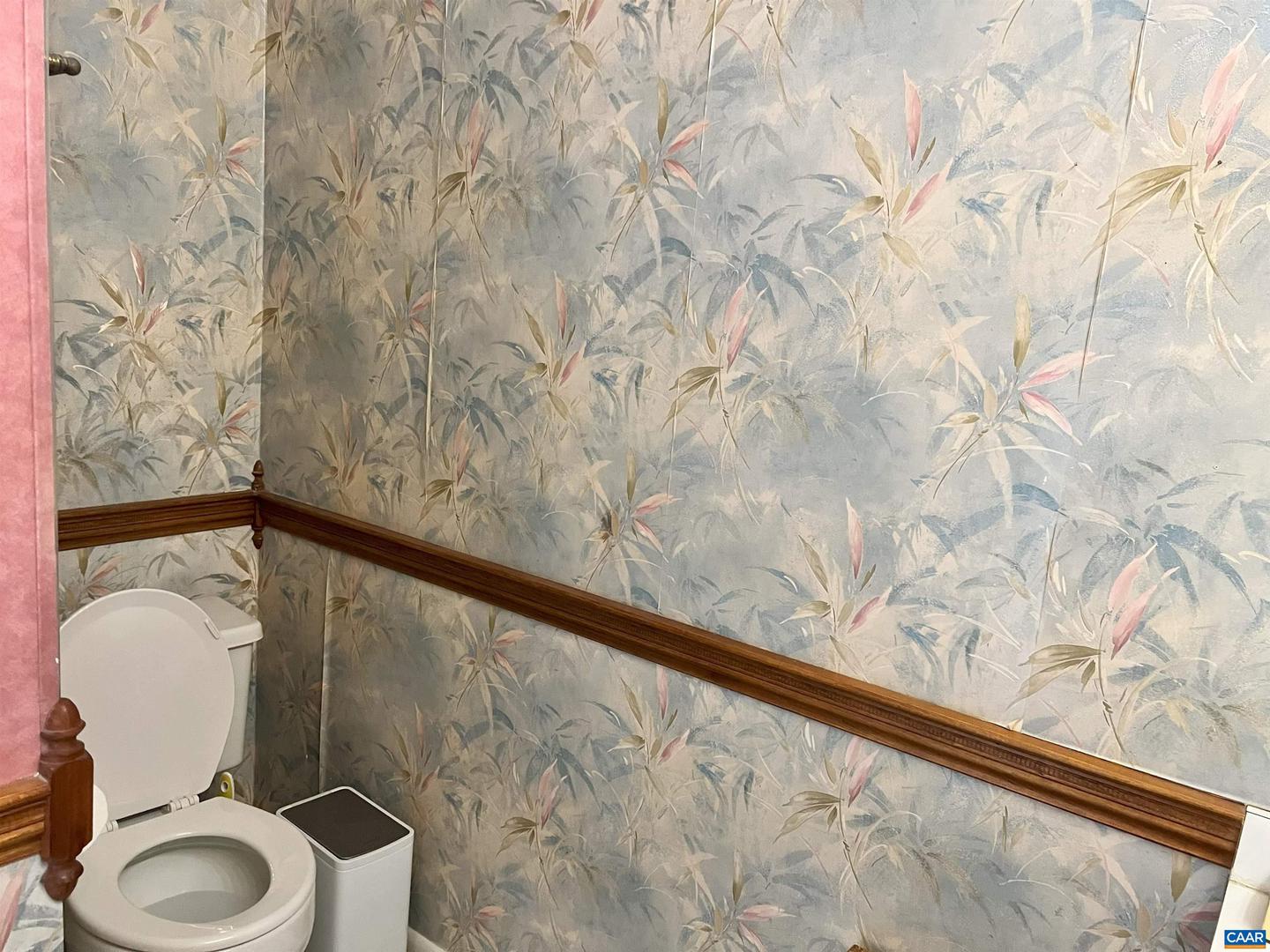 1518 BIRNAM DR, CHARLOTTESVILLE, Virginia 22901, 2 Bedrooms Bedrooms, ,2 BathroomsBathrooms,Residential,For sale,1518 BIRNAM DR,673512 MLS # 673512