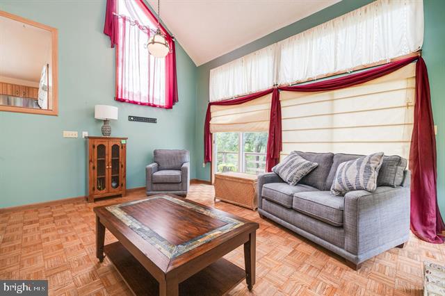 120 BIG OAK DR, LURAY, Virginia 22835, 4 Bedrooms Bedrooms, ,2 BathroomsBathrooms,Residential,For sale,120 BIG OAK DR,VAPA2006064 MLS # VAPA2006064