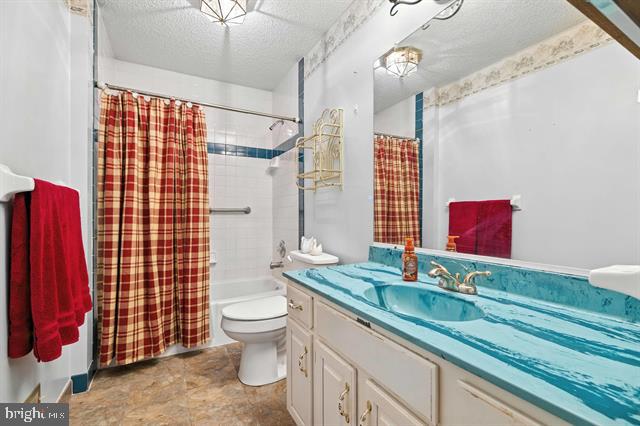 120 BIG OAK DR, LURAY, Virginia 22835, 4 Bedrooms Bedrooms, ,2 BathroomsBathrooms,Residential,For sale,120 BIG OAK DR,VAPA2006064 MLS # VAPA2006064