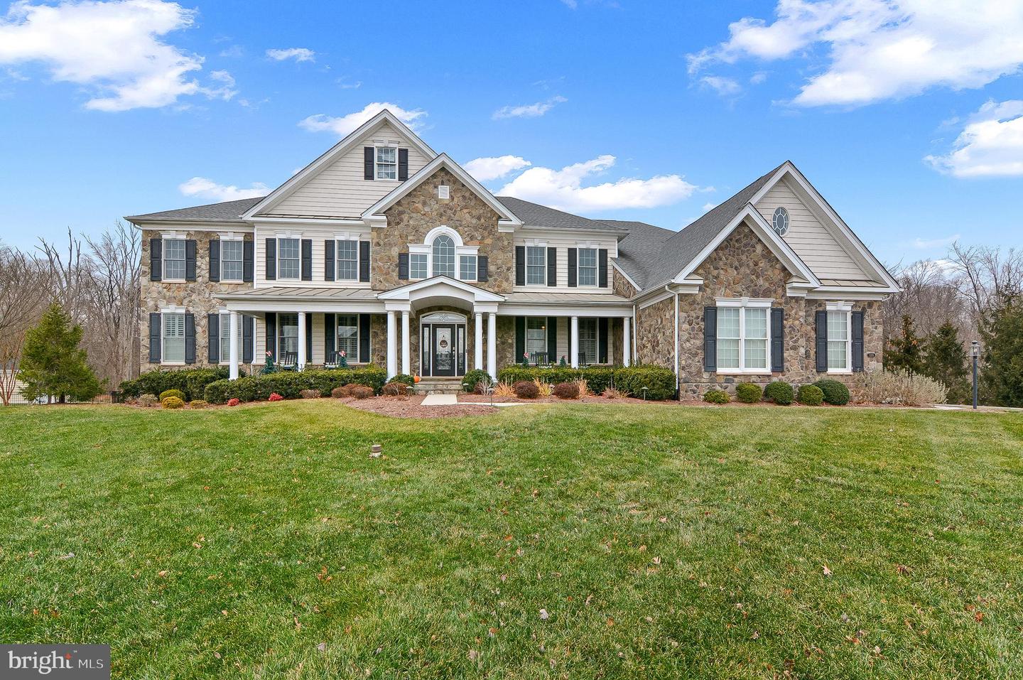 5220 BONNIE BRAE FARM DR, HAYMARKET, Virginia 20169, 6 Bedrooms Bedrooms, ,6 BathroomsBathrooms,Residential,For sale,5220 BONNIE BRAE FARM DR,VAPW2112956 MLS # VAPW2112956