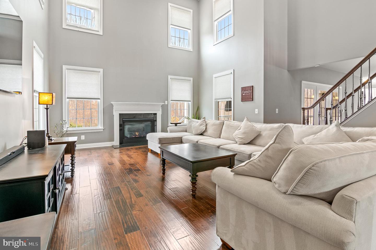 5220 BONNIE BRAE FARM DR, HAYMARKET, Virginia 20169, 6 Bedrooms Bedrooms, ,6 BathroomsBathrooms,Residential,For sale,5220 BONNIE BRAE FARM DR,VAPW2112956 MLS # VAPW2112956