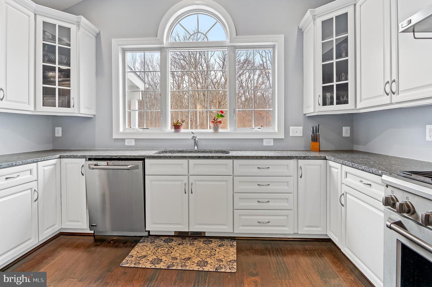 5220 BONNIE BRAE FARM DR, HAYMARKET, Virginia 20169, 6 Bedrooms Bedrooms, ,6 BathroomsBathrooms,Residential,For sale,5220 BONNIE BRAE FARM DR,VAPW2112956 MLS # VAPW2112956