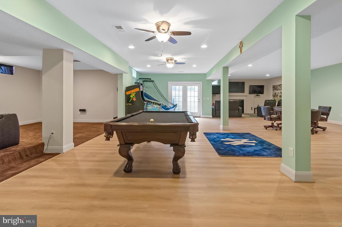 5220 BONNIE BRAE FARM DR, HAYMARKET, Virginia 20169, 6 Bedrooms Bedrooms, ,6 BathroomsBathrooms,Residential,For sale,5220 BONNIE BRAE FARM DR,VAPW2112956 MLS # VAPW2112956