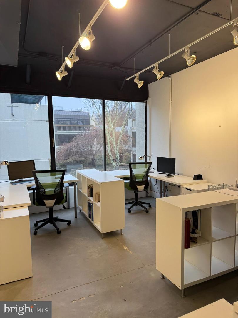 11250 ROGER BACON DR #23, RESTON, Virginia 20190, ,Land,For sale,11250 ROGER BACON DR #23,VAFX2292122 MLS # VAFX2292122