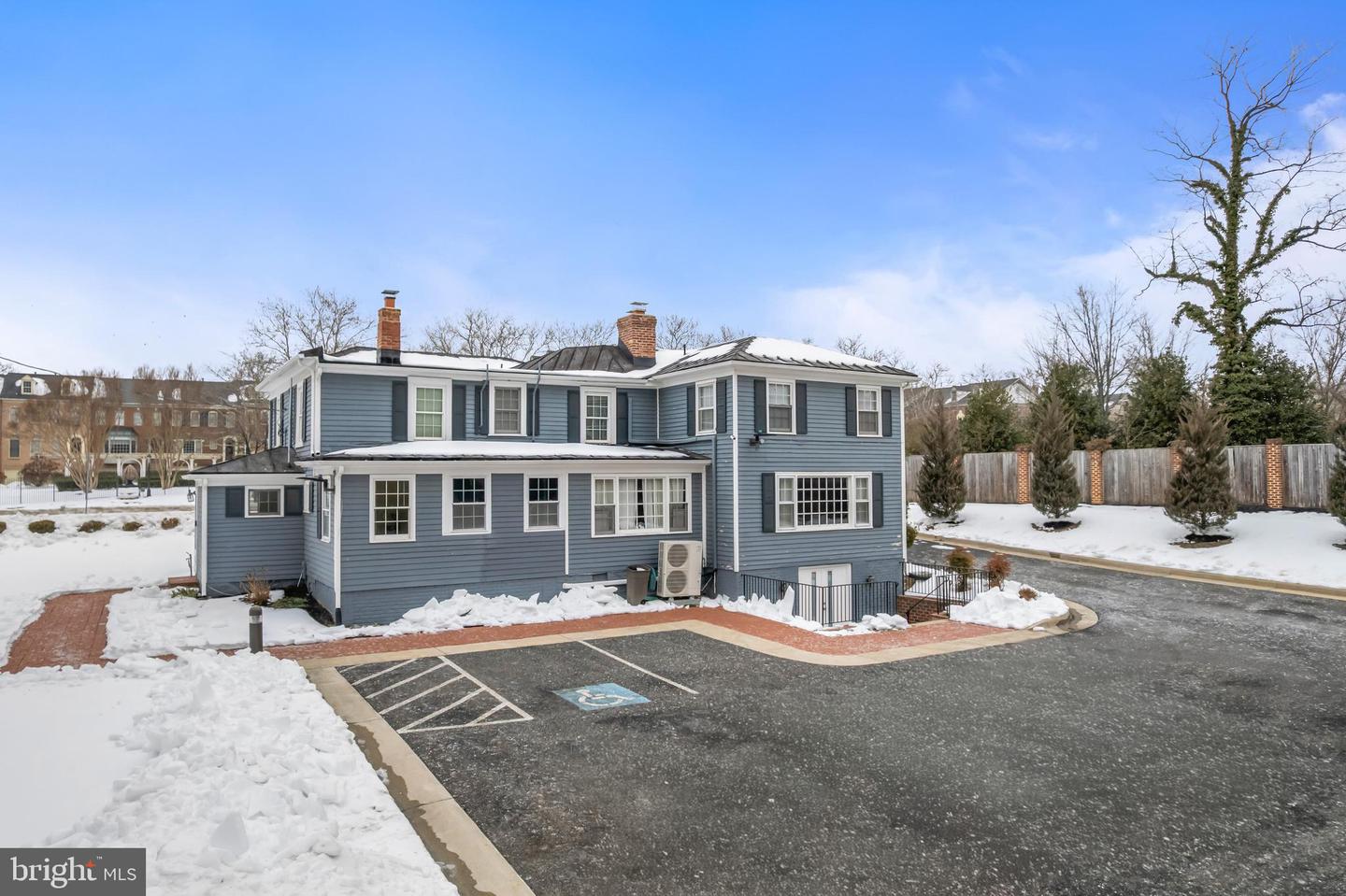 4235 CHAIN BRIDGE RD, FAIRFAX, Virginia 22030, ,Land,For sale,4235 CHAIN BRIDGE RD,VAFC2007804 MLS # VAFC2007804