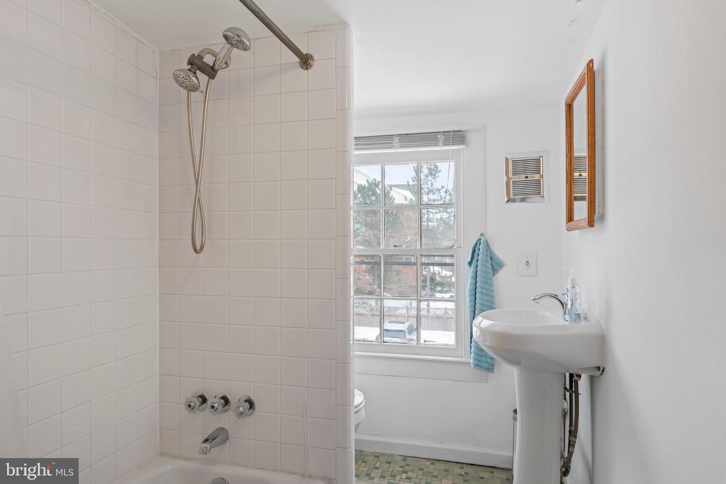 4235 CHAIN BRIDGE RD, FAIRFAX, Virginia 22030, ,Land,For sale,4235 CHAIN BRIDGE RD,VAFC2007804 MLS # VAFC2007804