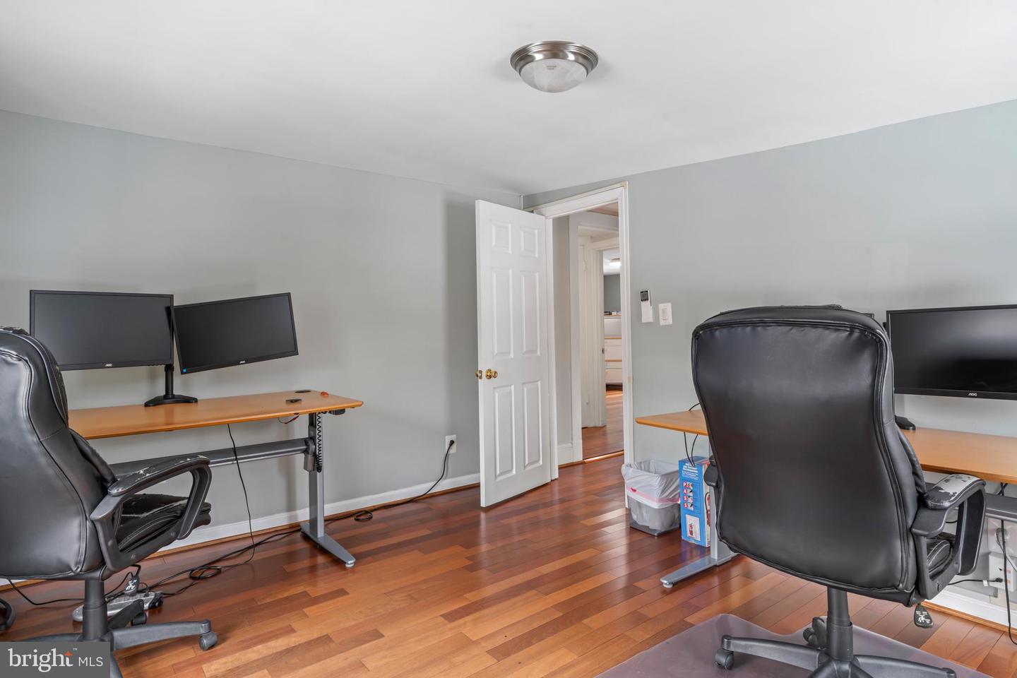 4235 CHAIN BRIDGE RD, FAIRFAX, Virginia 22030, ,Land,For sale,4235 CHAIN BRIDGE RD,VAFC2007804 MLS # VAFC2007804