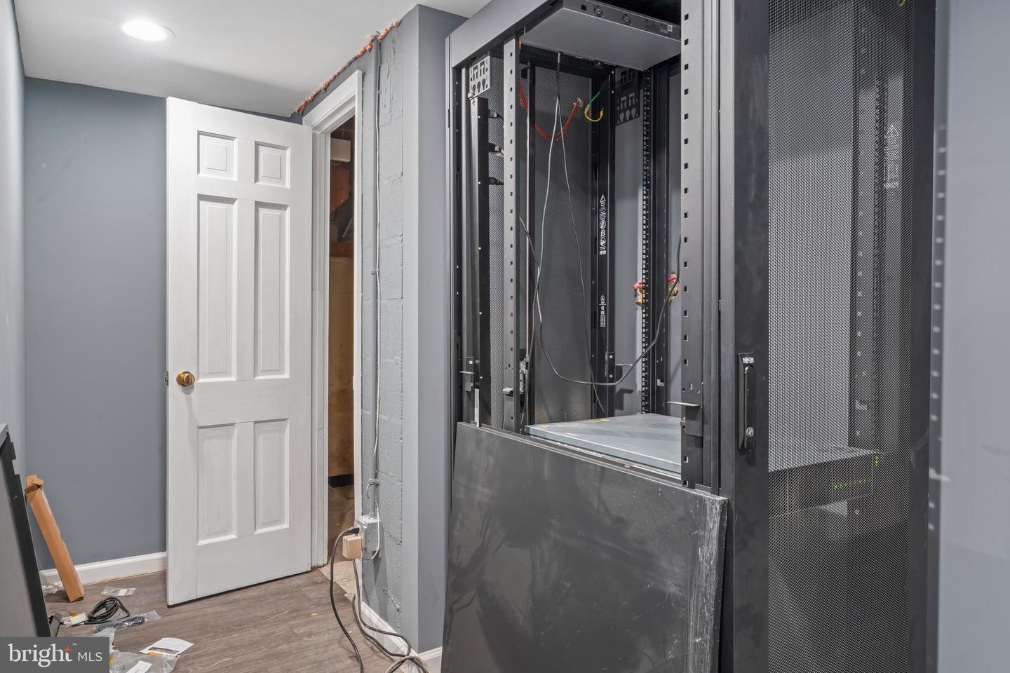 4235 CHAIN BRIDGE RD, FAIRFAX, Virginia 22030, ,Land,For sale,4235 CHAIN BRIDGE RD,VAFC2007804 MLS # VAFC2007804