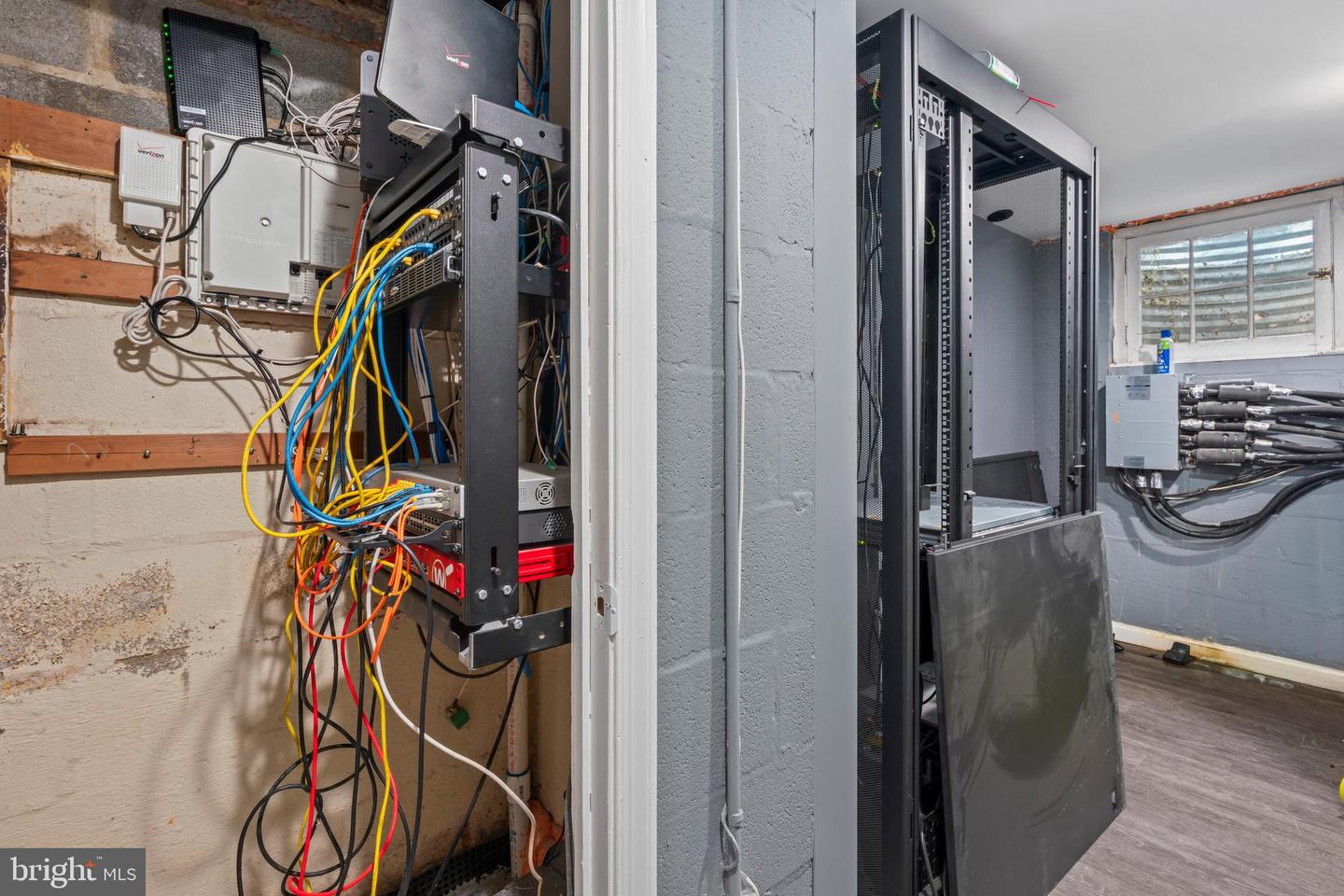 4235 CHAIN BRIDGE RD, FAIRFAX, Virginia 22030, ,Land,For sale,4235 CHAIN BRIDGE RD,VAFC2007804 MLS # VAFC2007804