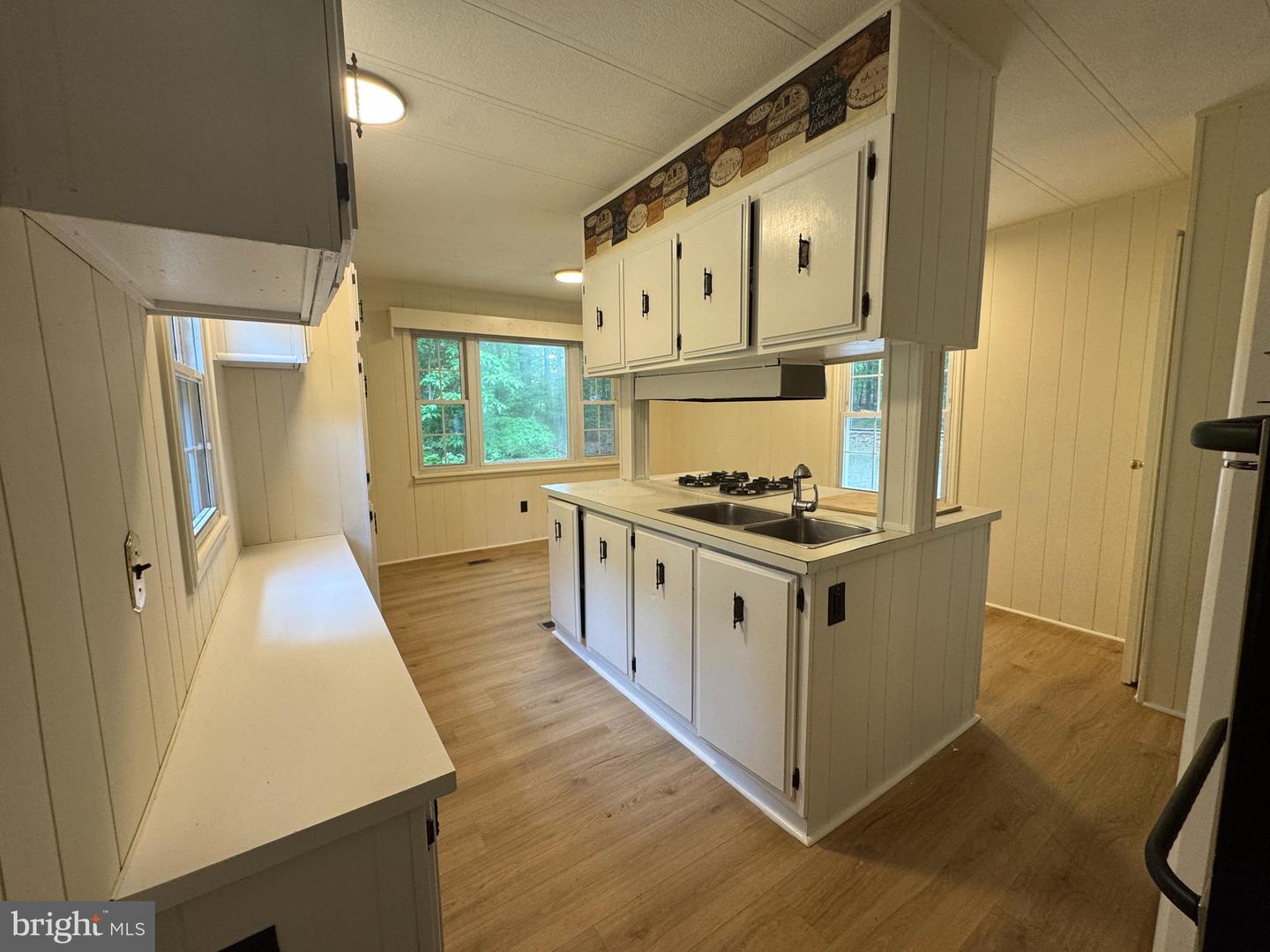 9216 LAWYERS RD, SPOTSYLVANIA, Virginia 22551, 2 Bedrooms Bedrooms, ,1 BathroomBathrooms,Residential,For sale,9216 LAWYERS RD,VASP2033022 MLS # VASP2033022