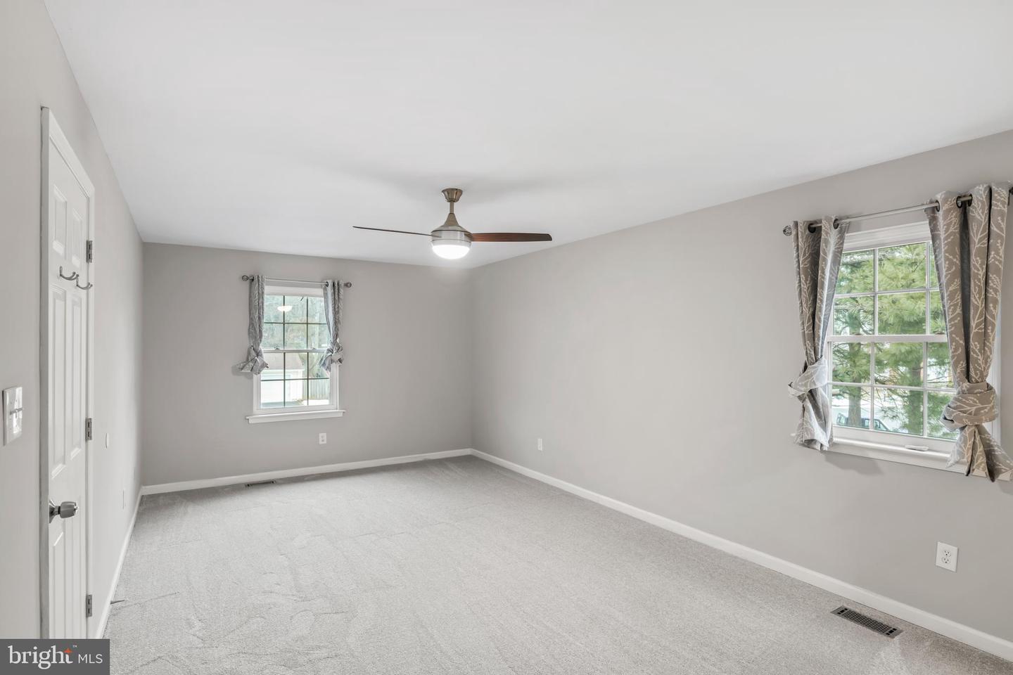 1407 SKYHAVEN CT, HERNDON, Virginia 20170, 3 Bedrooms Bedrooms, ,3 BathroomsBathrooms,Residential,For sale,1407 SKYHAVEN CT,VAFX2257578 MLS # VAFX2257578