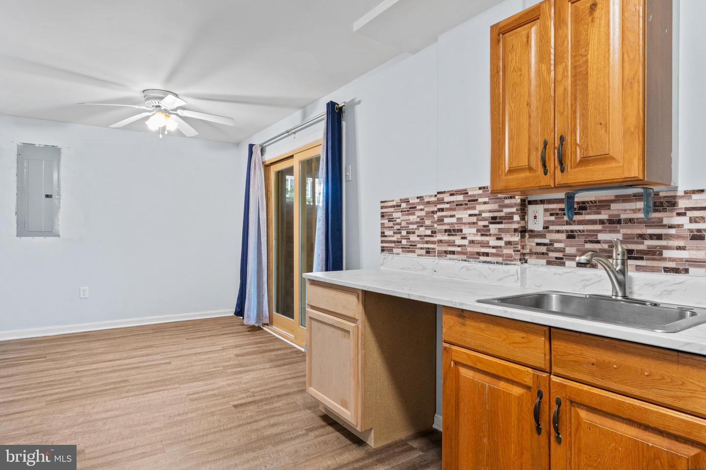 1407 SKYHAVEN CT, HERNDON, Virginia 20170, 3 Bedrooms Bedrooms, ,3 BathroomsBathrooms,Residential,For sale,1407 SKYHAVEN CT,VAFX2257578 MLS # VAFX2257578