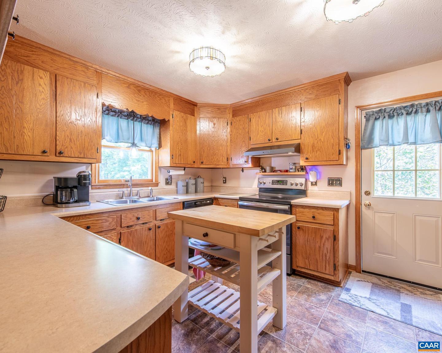 104 BLUE RIDGE LN, FABER, Virginia 22938, 3 Bedrooms Bedrooms, ,2 BathroomsBathrooms,Residential,For sale,104 BLUE RIDGE LN,667782 MLS # 667782