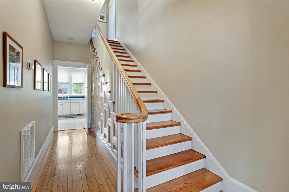 601 S WEST ST, CULPEPER, Virginia 22701, 4 Bedrooms Bedrooms, ,3 BathroomsBathrooms,Residential,For sale,601 S WEST ST,VACU2011710 MLS # VACU2011710