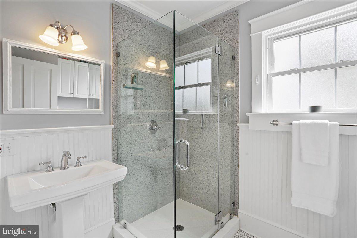 601 S WEST ST, CULPEPER, Virginia 22701, 4 Bedrooms Bedrooms, ,3 BathroomsBathrooms,Residential,For sale,601 S WEST ST,VACU2011710 MLS # VACU2011710