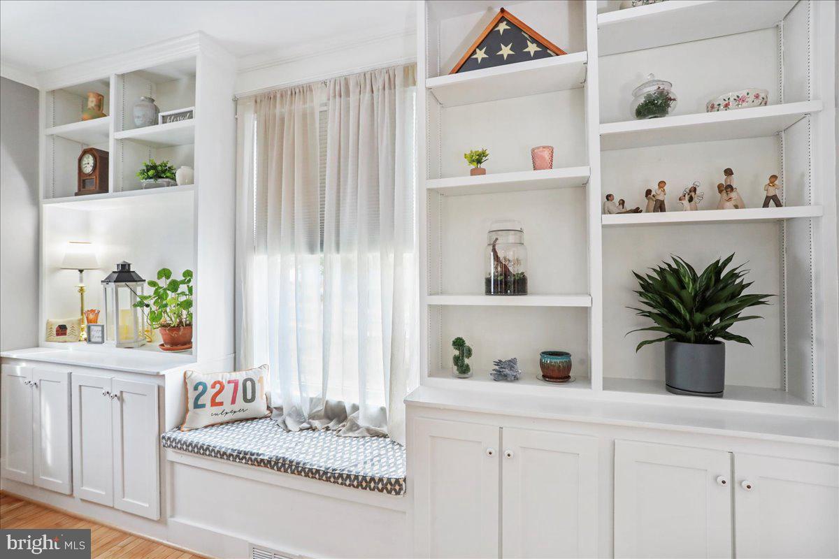 601 S WEST ST, CULPEPER, Virginia 22701, 4 Bedrooms Bedrooms, ,3 BathroomsBathrooms,Residential,For sale,601 S WEST ST,VACU2011710 MLS # VACU2011710