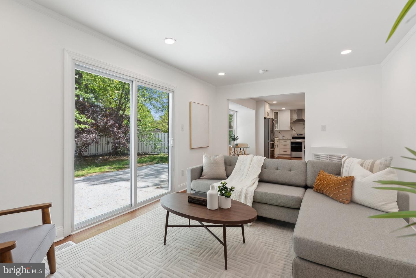 4773 FARNDON CT, FAIRFAX, Virginia 22032, 5 Bedrooms Bedrooms, ,3 BathroomsBathrooms,Residential,For sale,4773 FARNDON CT,VAFX2273290 MLS # VAFX2273290