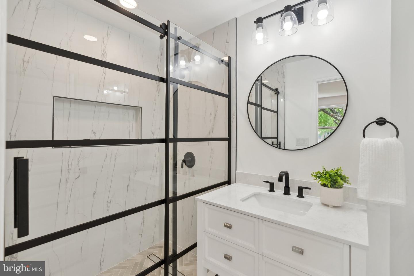 4773 FARNDON CT, FAIRFAX, Virginia 22032, 5 Bedrooms Bedrooms, ,3 BathroomsBathrooms,Residential,For sale,4773 FARNDON CT,VAFX2273290 MLS # VAFX2273290