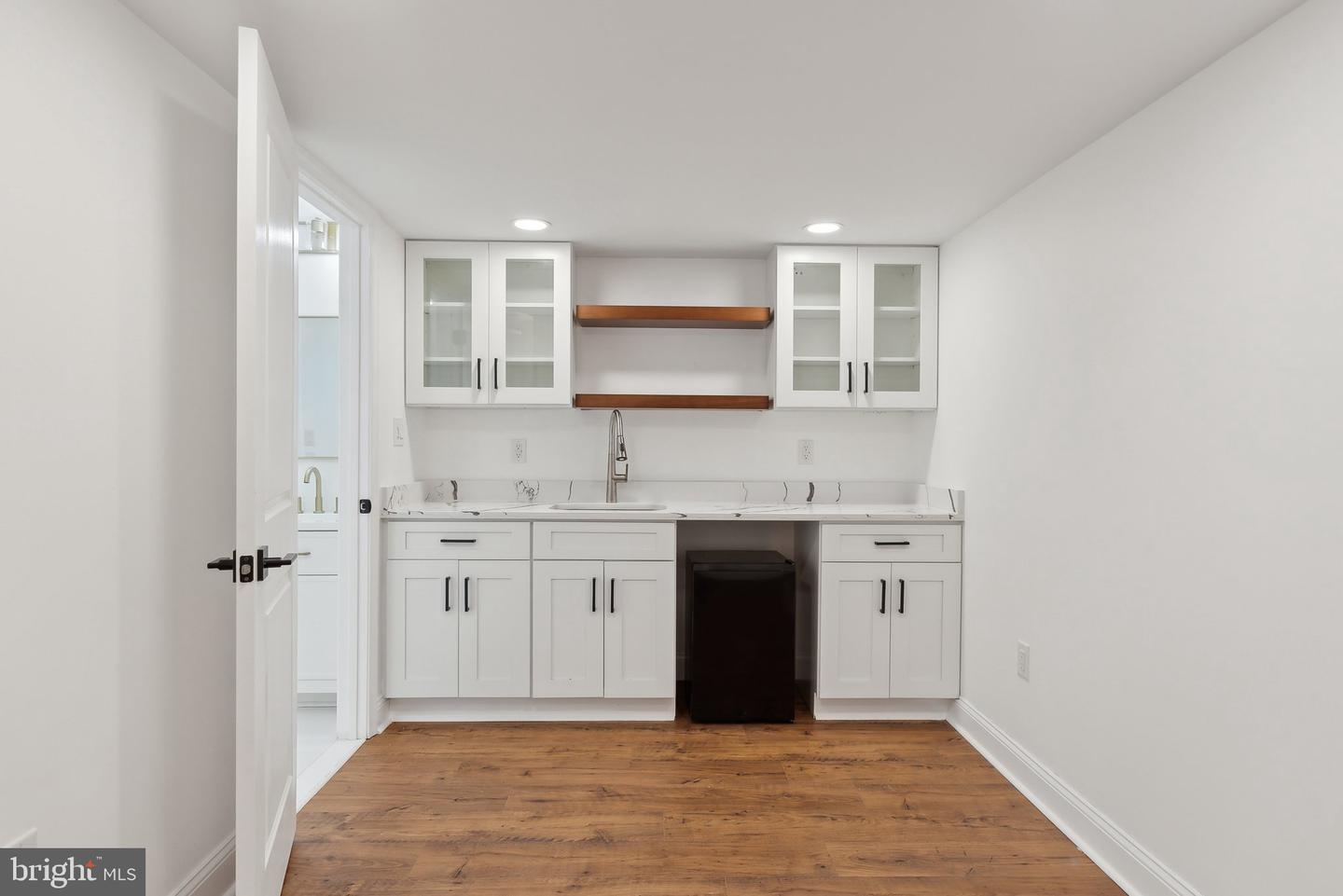 4773 FARNDON CT, FAIRFAX, Virginia 22032, 5 Bedrooms Bedrooms, ,3 BathroomsBathrooms,Residential,For sale,4773 FARNDON CT,VAFX2273290 MLS # VAFX2273290