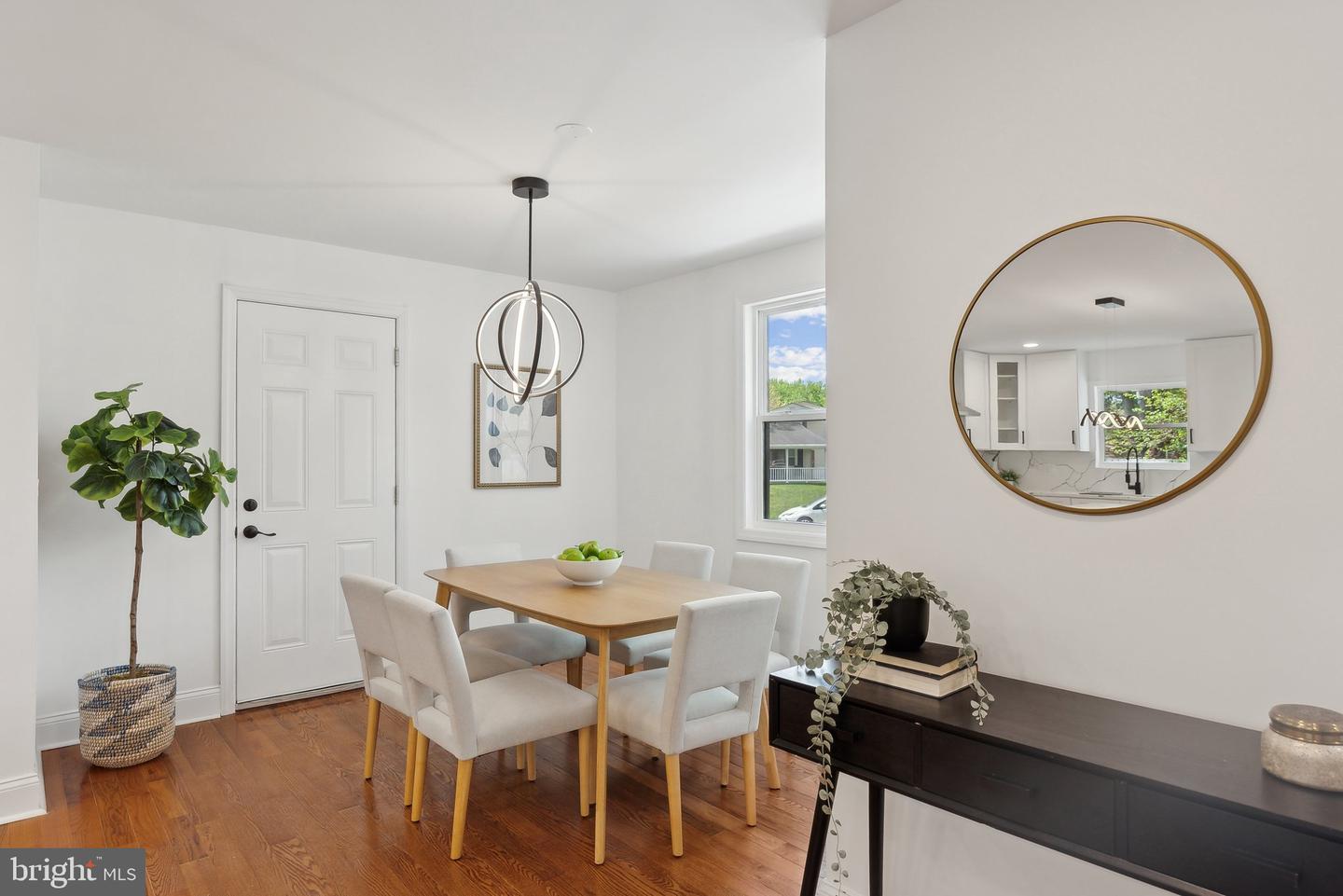 4773 FARNDON CT, FAIRFAX, Virginia 22032, 5 Bedrooms Bedrooms, ,3 BathroomsBathrooms,Residential,For sale,4773 FARNDON CT,VAFX2273290 MLS # VAFX2273290