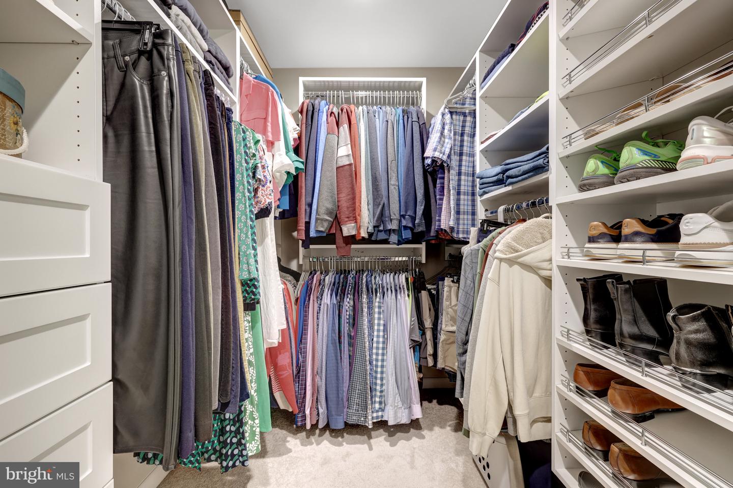 526 SPRINGVALE RD, GREAT FALLS, Virginia 22066, 6 Bedrooms Bedrooms, ,3 BathroomsBathrooms,Residential,For sale,526 SPRINGVALE RD,VAFX2274206 MLS # VAFX2274206 526 SPRINGVALE RD, GREAT FALLS, Virginia 22066, 6 Bedrooms Bedrooms, ,3 BathroomsBathrooms,Residential,For sale,526 SPRINGVALE RD,VAFX2274206 MLS # VAFX2274206