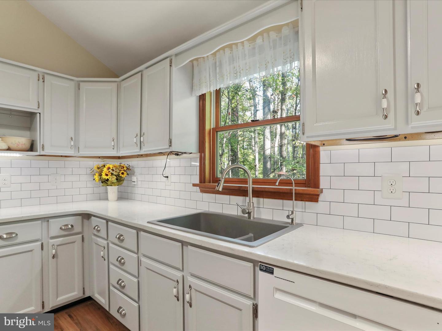 13437 BRISTOW RD, NOKESVILLE, Virginia 20181, 4 Bedrooms Bedrooms, 7 Rooms Rooms,3 BathroomsBathrooms,Residential,For sale,13437 BRISTOW RD,VAPW2106370 MLS # VAPW2106370