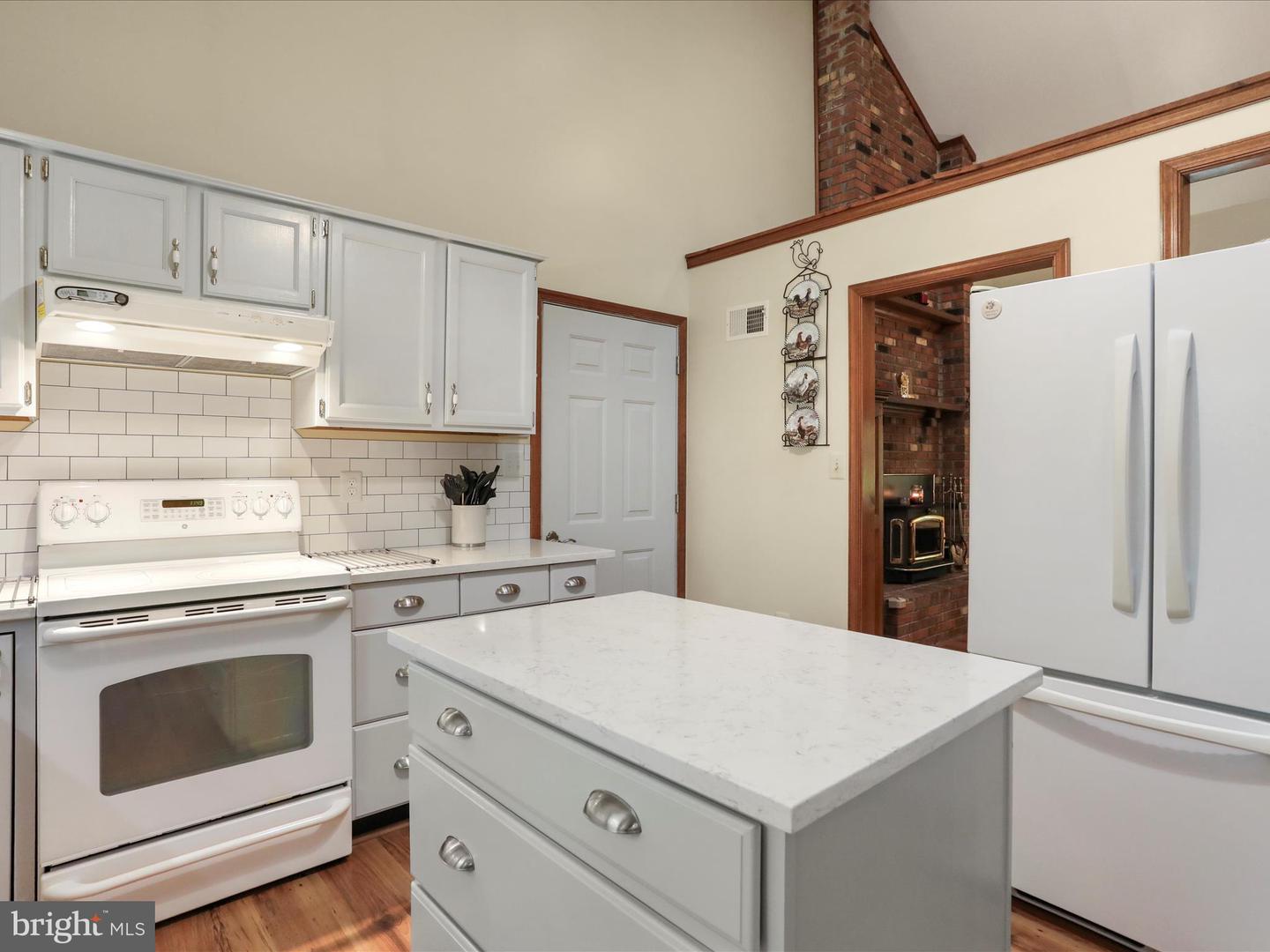 13437 BRISTOW RD, NOKESVILLE, Virginia 20181, 4 Bedrooms Bedrooms, 7 Rooms Rooms,3 BathroomsBathrooms,Residential,For sale,13437 BRISTOW RD,VAPW2106370 MLS # VAPW2106370