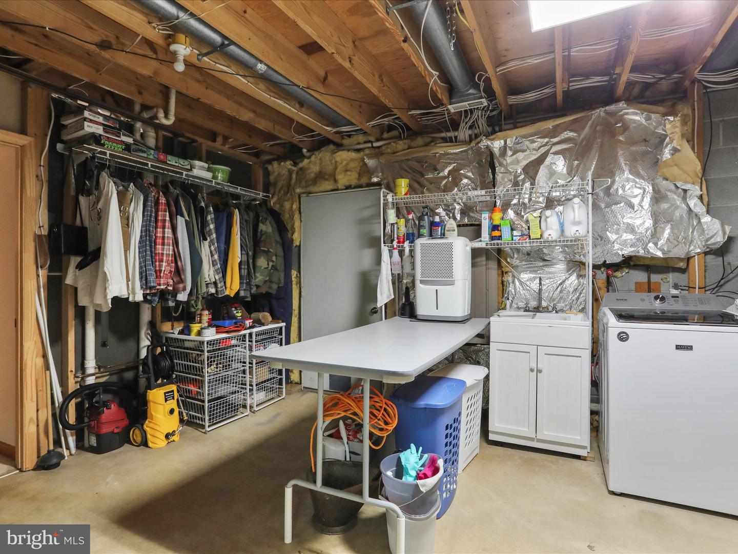 13437 BRISTOW RD, NOKESVILLE, Virginia 20181, 4 Bedrooms Bedrooms, 7 Rooms Rooms,3 BathroomsBathrooms,Residential,For sale,13437 BRISTOW RD,VAPW2106370 MLS # VAPW2106370