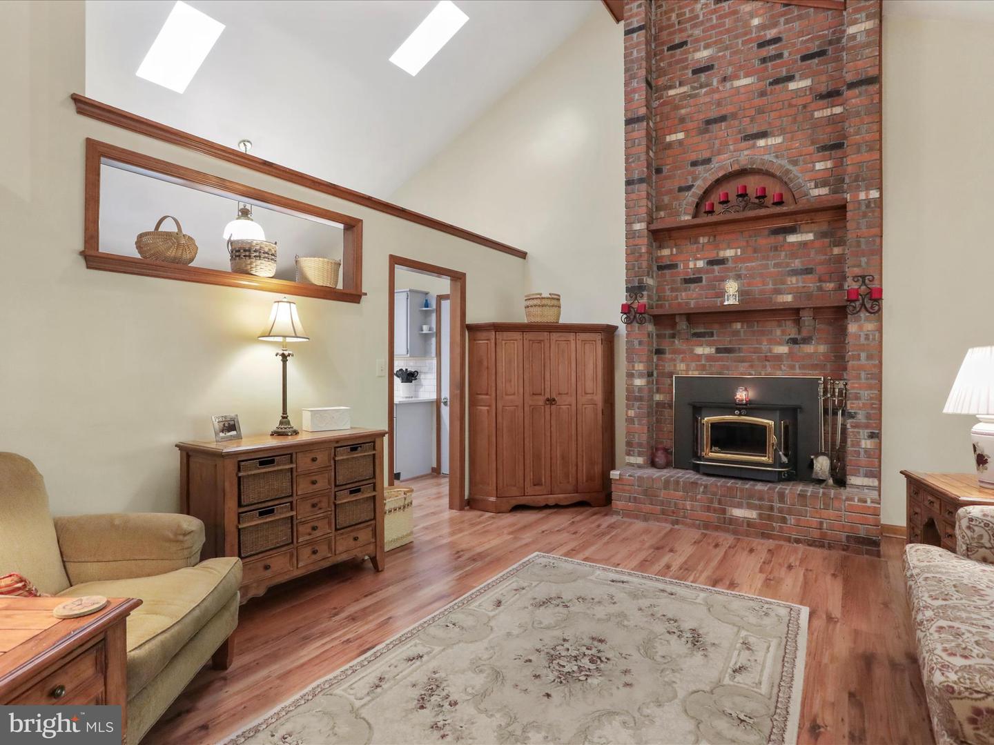 13437 BRISTOW RD, NOKESVILLE, Virginia 20181, 4 Bedrooms Bedrooms, 7 Rooms Rooms,3 BathroomsBathrooms,Residential,For sale,13437 BRISTOW RD,VAPW2106370 MLS # VAPW2106370