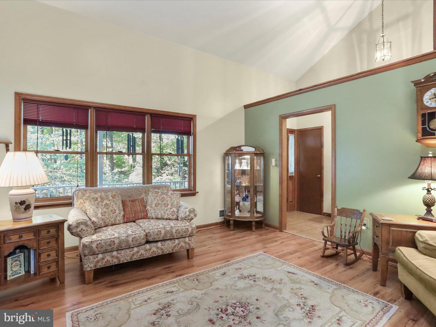 13437 BRISTOW RD, NOKESVILLE, Virginia 20181, 4 Bedrooms Bedrooms, 7 Rooms Rooms,3 BathroomsBathrooms,Residential,For sale,13437 BRISTOW RD,VAPW2106370 MLS # VAPW2106370