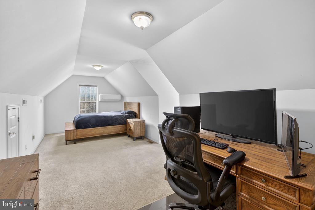 18020 ALBERT DR, CULPEPER, Virginia 22701, 5 Bedrooms Bedrooms, ,3 BathroomsBathrooms,Residential,18020 ALBERT DR,VACU2012388 MLS # VACU2012388