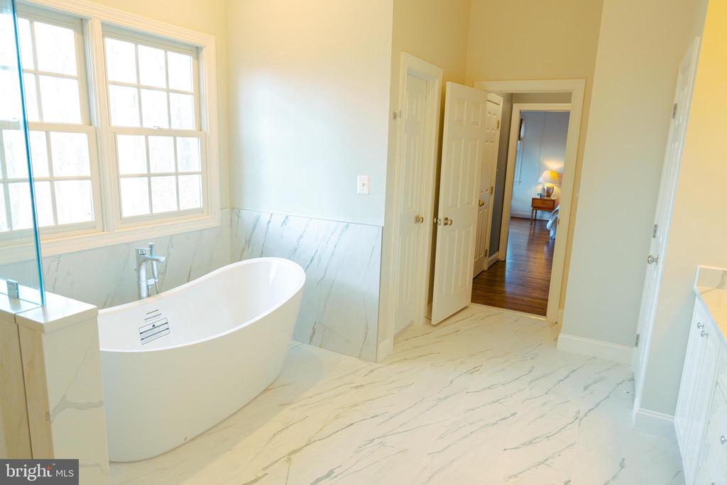 7150 KENTHURST LN, THE PLAINS, Virginia, 5 Bedrooms Bedrooms, ,4 BathroomsBathrooms,Residential,7150 KENTHURST LN,VAFQ2019590 MLS # VAFQ2019590 7150 KENTHURST LN, THE PLAINS, Virginia, 5 Bedrooms Bedrooms, ,4 BathroomsBathrooms,Residential,7150 KENTHURST LN,VAFQ2019590 MLS # VAFQ2019590