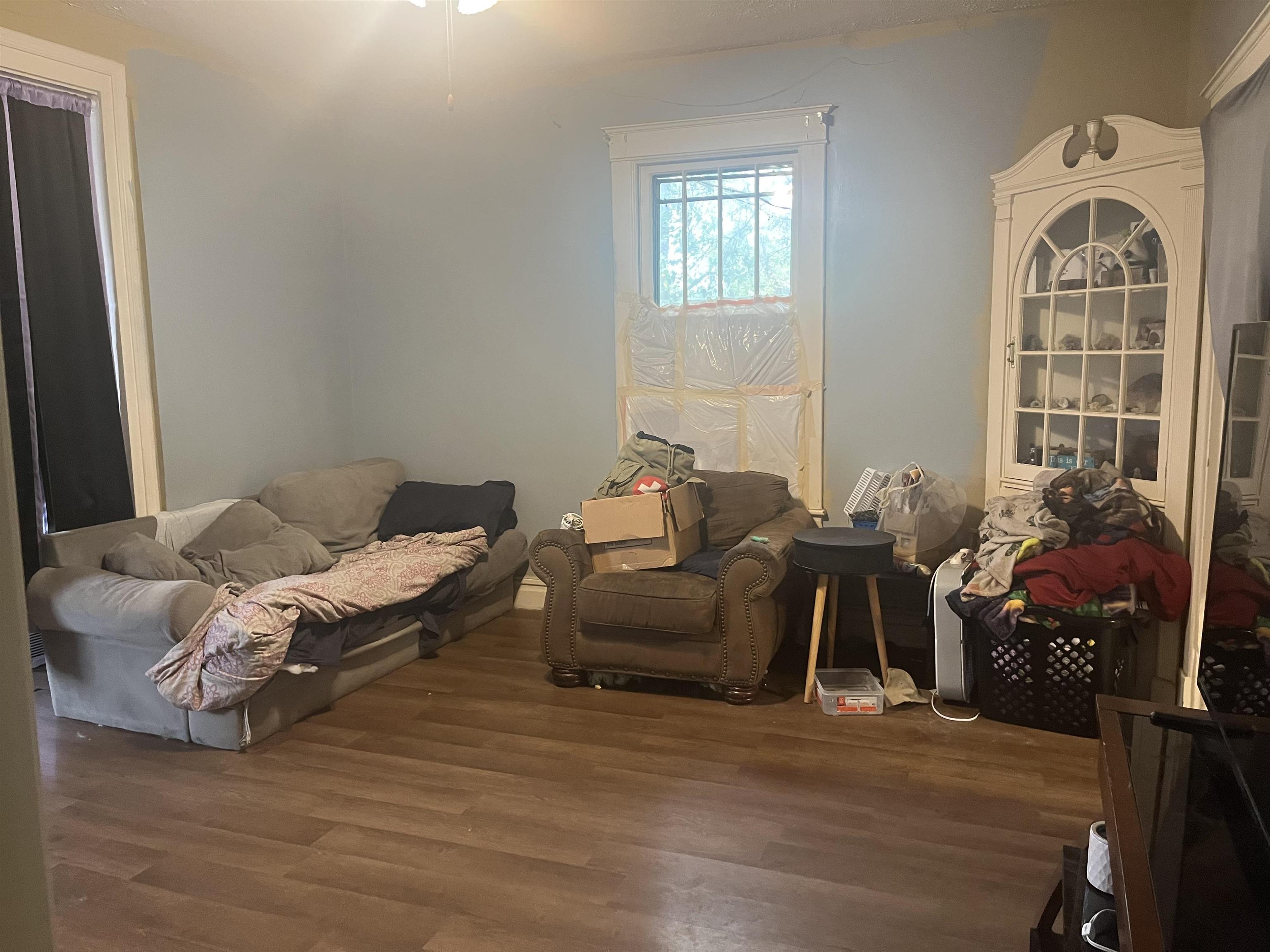 1221 DONAGHE ST, STAUNTON, Virginia 24401, 2 Bedrooms Bedrooms, ,1 BathroomBathrooms,Residential,1221 DONAGHE ST,670026 MLS # 670026