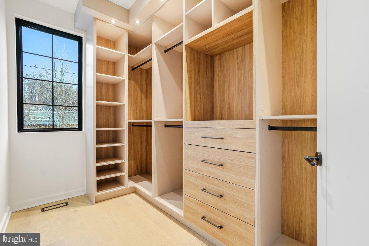 3554 T ST NW, WASHINGTON, District Of Columbia 20007, 5 Bedrooms Bedrooms, ,5 BathroomsBathrooms,Residential,For sale,3554 T ST NW,DCDC2233882 MLS # DCDC2233882 3554 T ST NW, WASHINGTON, District Of Columbia 20007, 5 Bedrooms Bedrooms, ,5 BathroomsBathrooms,Residential,For sale,3554 T ST NW,DCDC2233882 MLS # DCDC2233882