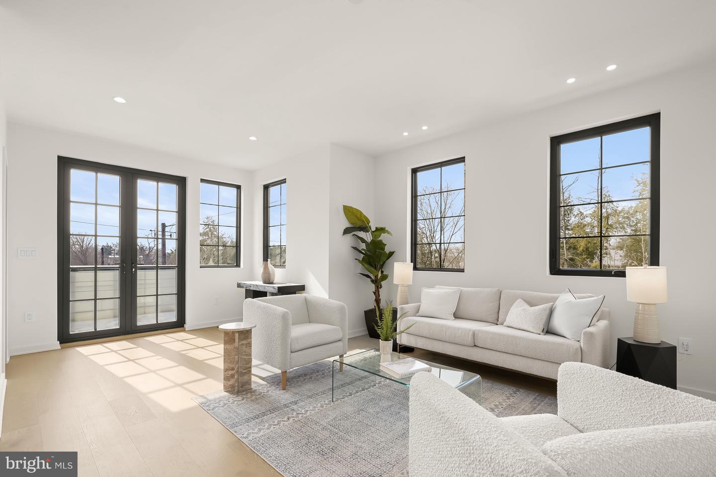 3554 T ST NW, WASHINGTON, District Of Columbia 20007, 5 Bedrooms Bedrooms, ,5 BathroomsBathrooms,Residential,For sale,3554 T ST NW,DCDC2233882 MLS # DCDC2233882 3554 T ST NW, WASHINGTON, District Of Columbia 20007, 5 Bedrooms Bedrooms, ,5 BathroomsBathrooms,Residential,For sale,3554 T ST NW,DCDC2233882 MLS # DCDC2233882