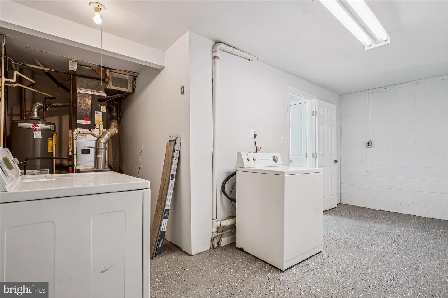 3258 BIRCHDALE SQ, WOODBRIDGE, Virginia 22193, 3 Bedrooms Bedrooms, ,3 BathroomsBathrooms,Residential,For sale,3258 BIRCHDALE SQ,VAPW2109244 MLS # VAPW2109244