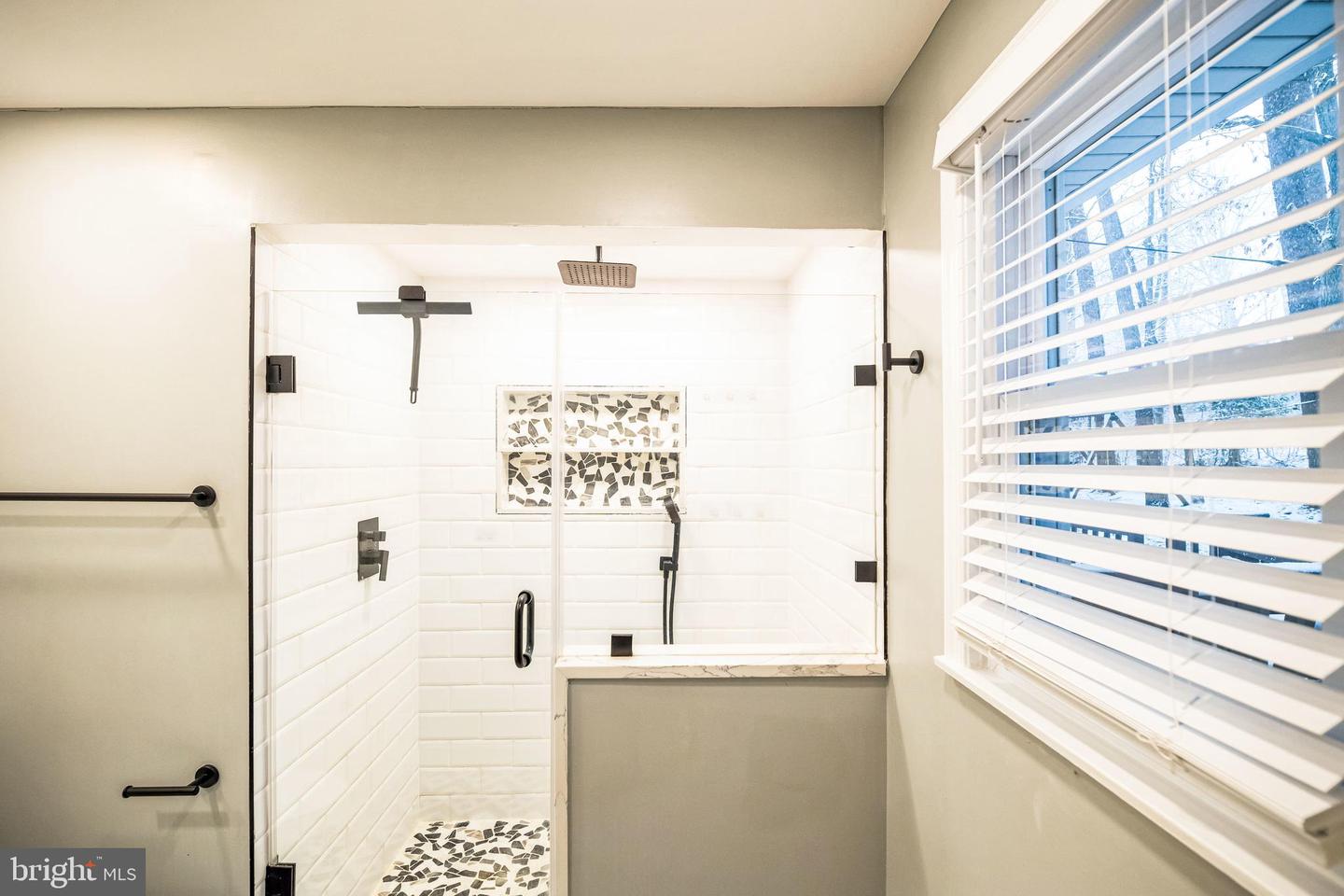 16080 DEER PARK DR, DUMFRIES, Virginia 22025, 4 Bedrooms Bedrooms, ,3 BathroomsBathrooms,Residential,For sale,16080 DEER PARK DR,VAPW2109524 MLS # VAPW2109524