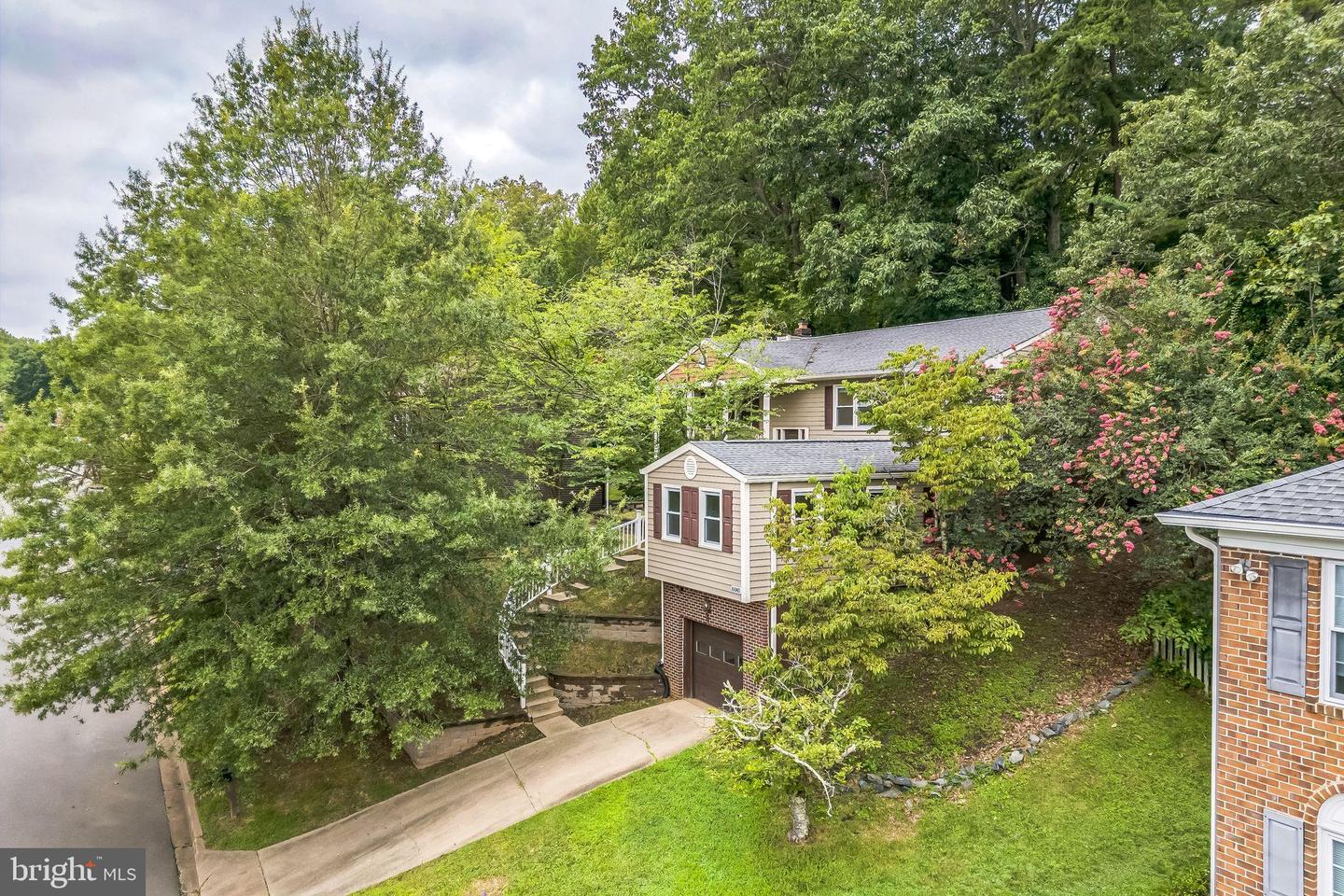 16080 DEER PARK DR, DUMFRIES, Virginia 22025, 4 Bedrooms Bedrooms, ,3 BathroomsBathrooms,Residential,For sale,16080 DEER PARK DR,VAPW2109524 MLS # VAPW2109524