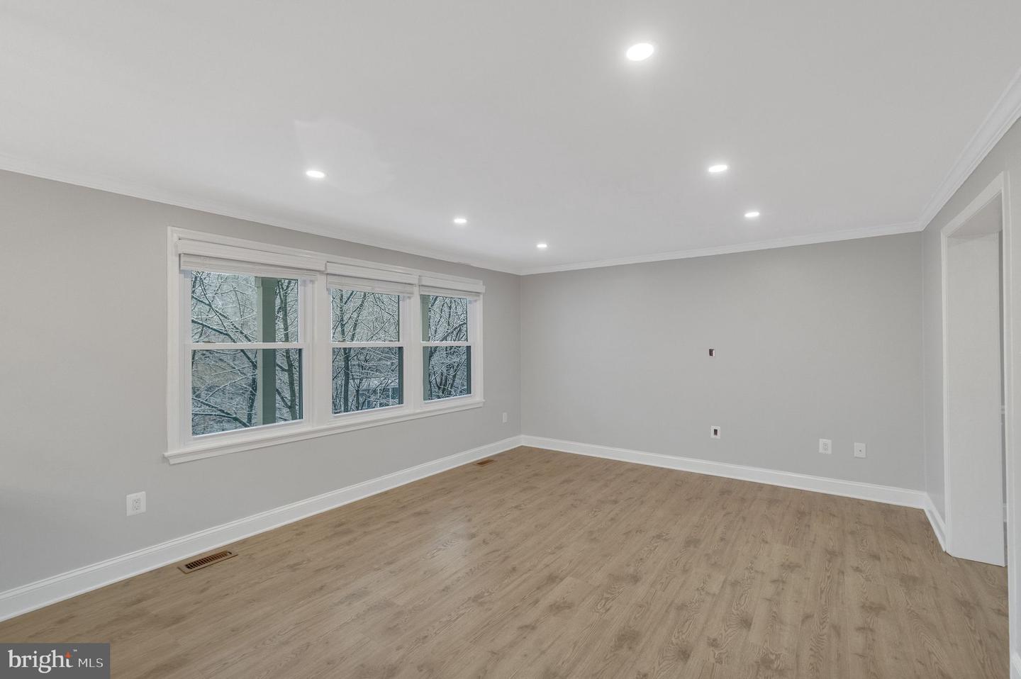 16080 DEER PARK DR, DUMFRIES, Virginia 22025, 4 Bedrooms Bedrooms, ,3 BathroomsBathrooms,Residential,For sale,16080 DEER PARK DR,VAPW2109524 MLS # VAPW2109524