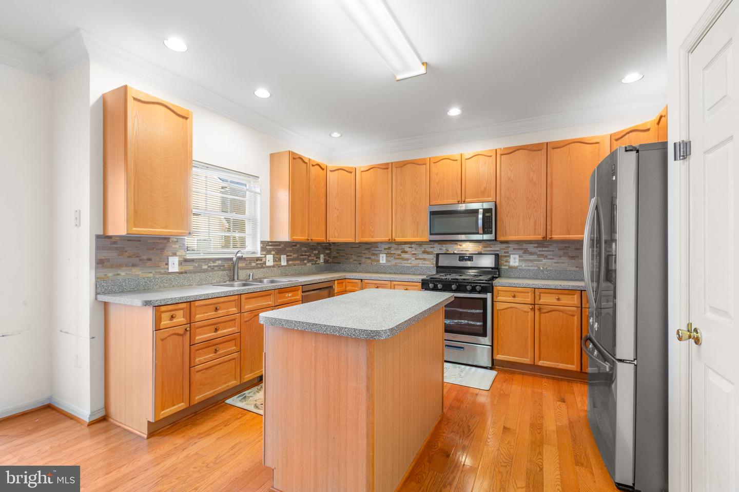 2 BASALT DR, FREDERICKSBURG, Virginia 22406, 5 Bedrooms Bedrooms, ,3 BathroomsBathrooms,Residential,For sale,2 BASALT DR,VAST2044916 MLS # VAST2044916