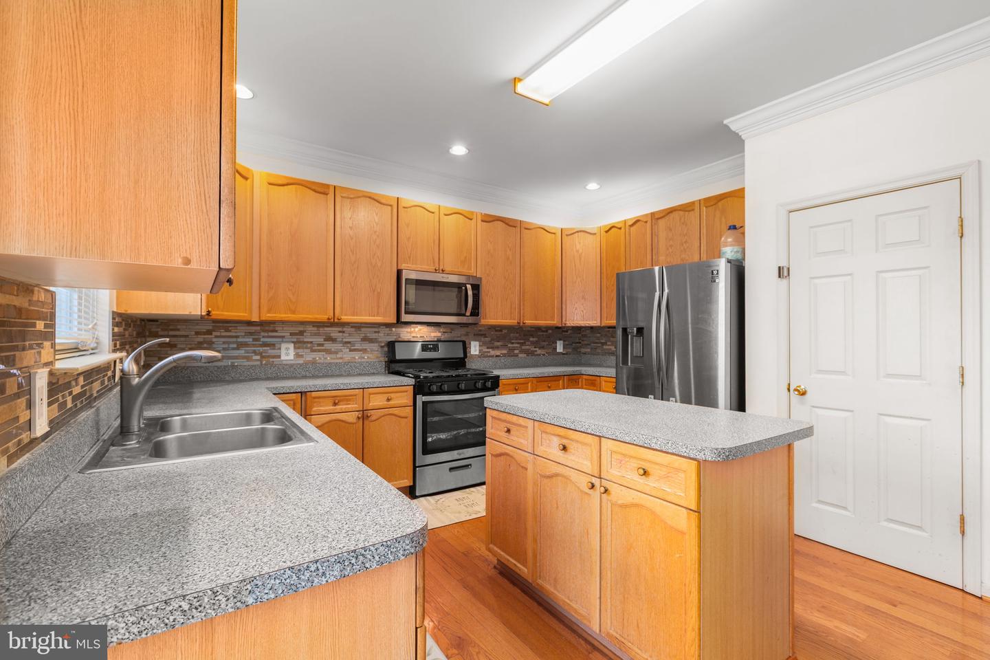 2 BASALT DR, FREDERICKSBURG, Virginia 22406, 5 Bedrooms Bedrooms, ,3 BathroomsBathrooms,Residential,For sale,2 BASALT DR,VAST2044916 MLS # VAST2044916