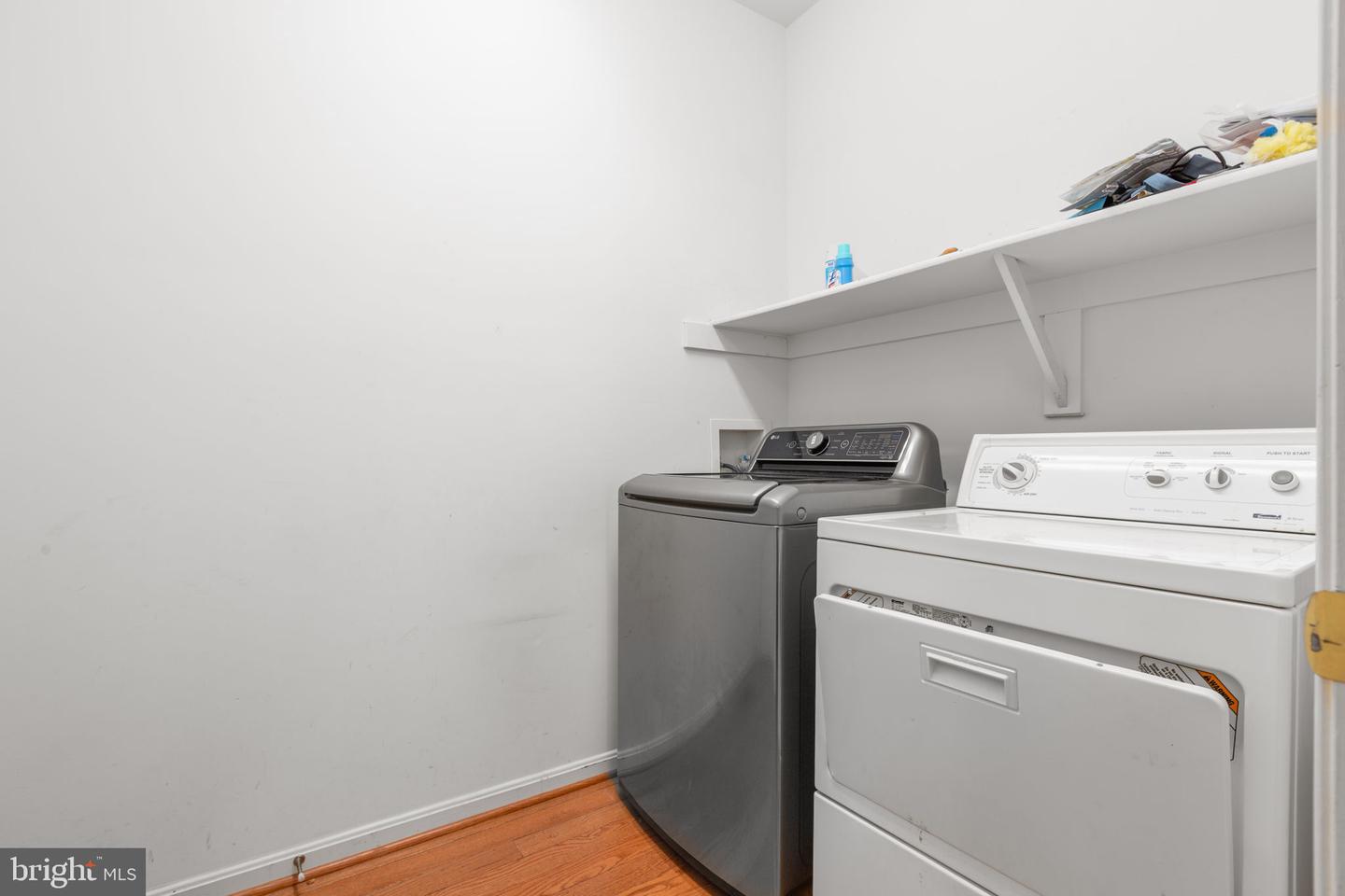 2 BASALT DR, FREDERICKSBURG, Virginia 22406, 5 Bedrooms Bedrooms, ,3 BathroomsBathrooms,Residential,For sale,2 BASALT DR,VAST2044916 MLS # VAST2044916